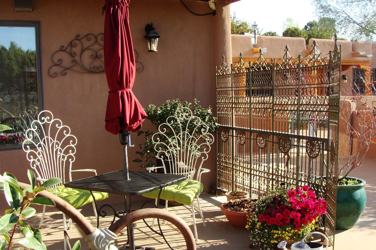 Ravens Ridge Bed & Breakfast Santa Fe Exterior photo